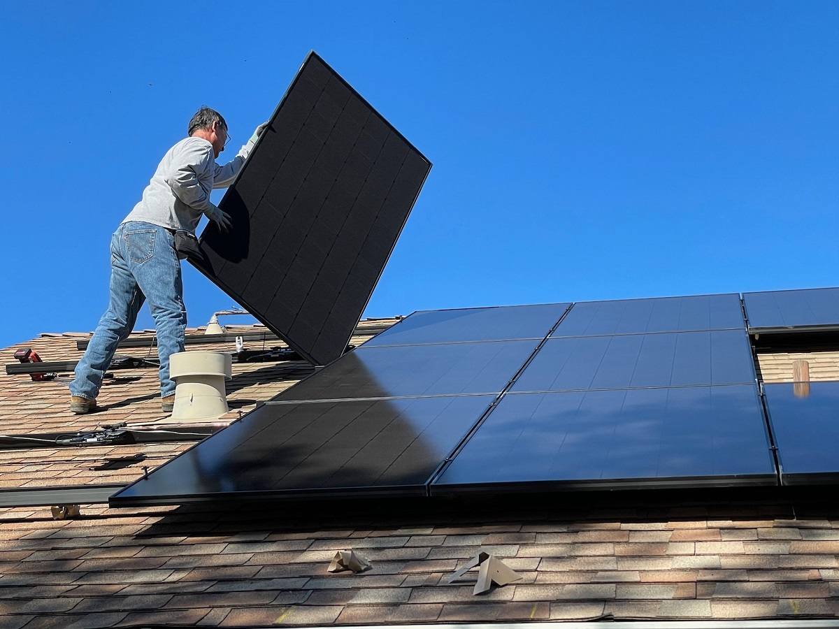 Read more about the article <strong>What to Look for in a Solar Installer</strong>